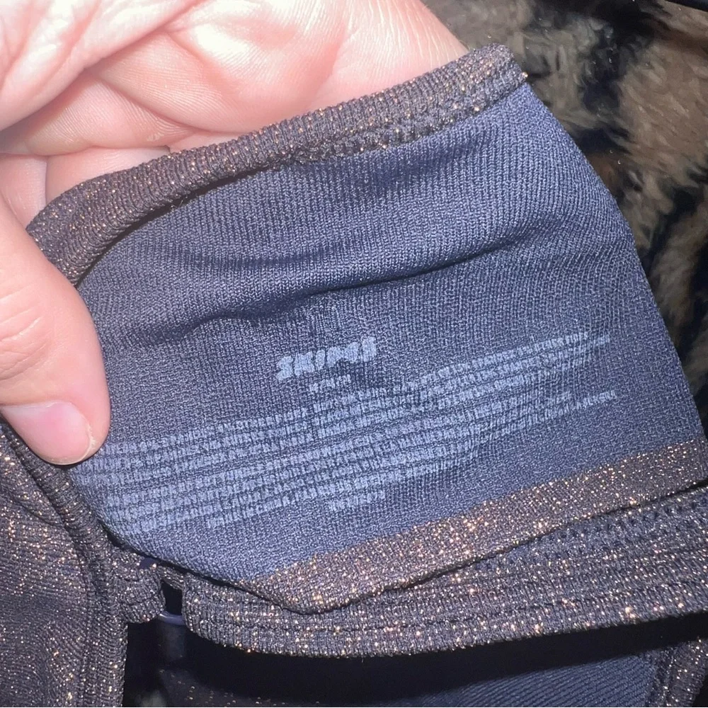 SKIMS Set - Picture 7 of 8